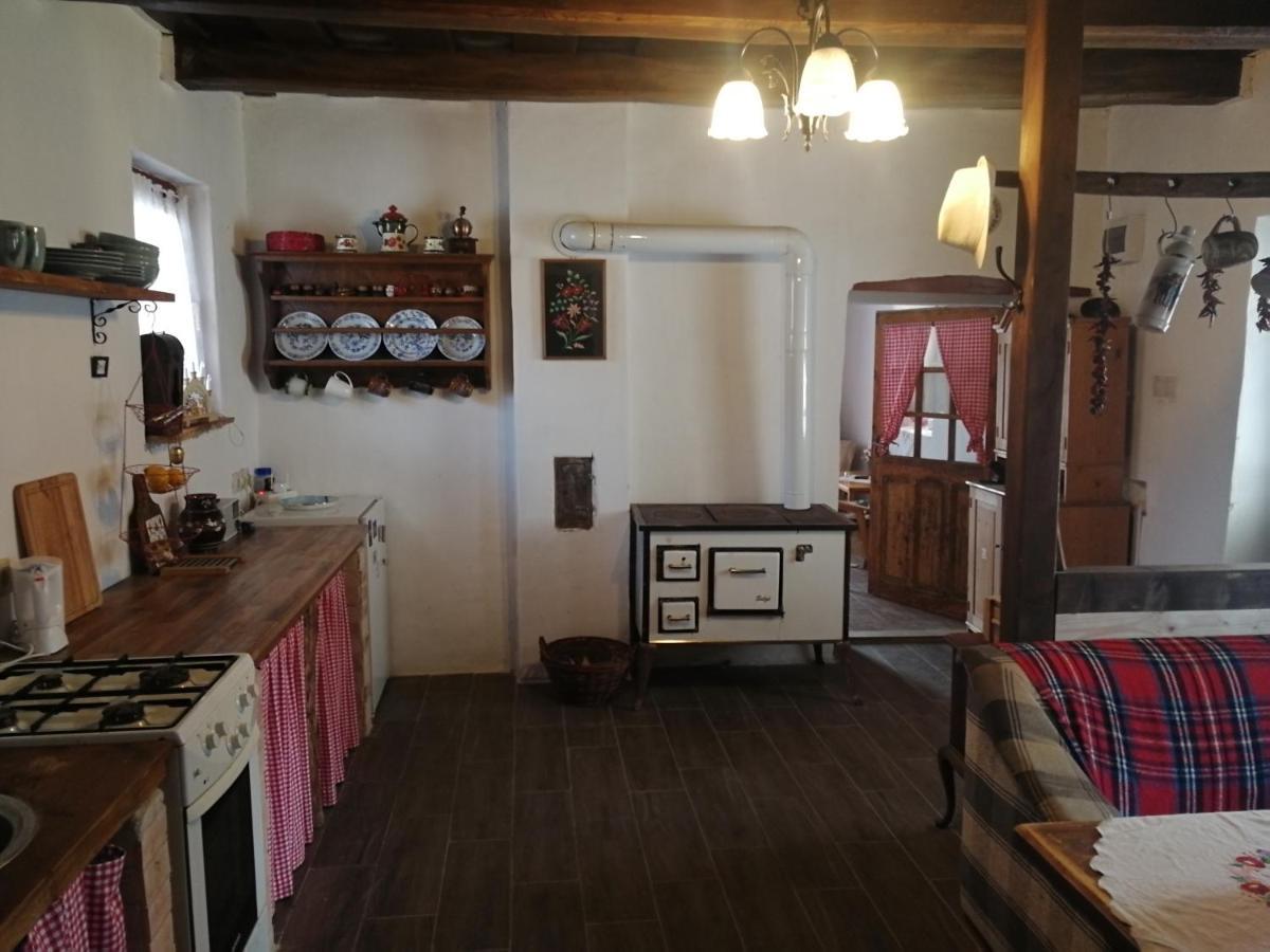 Traditionelles Bauernhaus Flieder Zalaszentgrót Eksteriør bilde